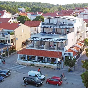 Delfin 3* Zadar